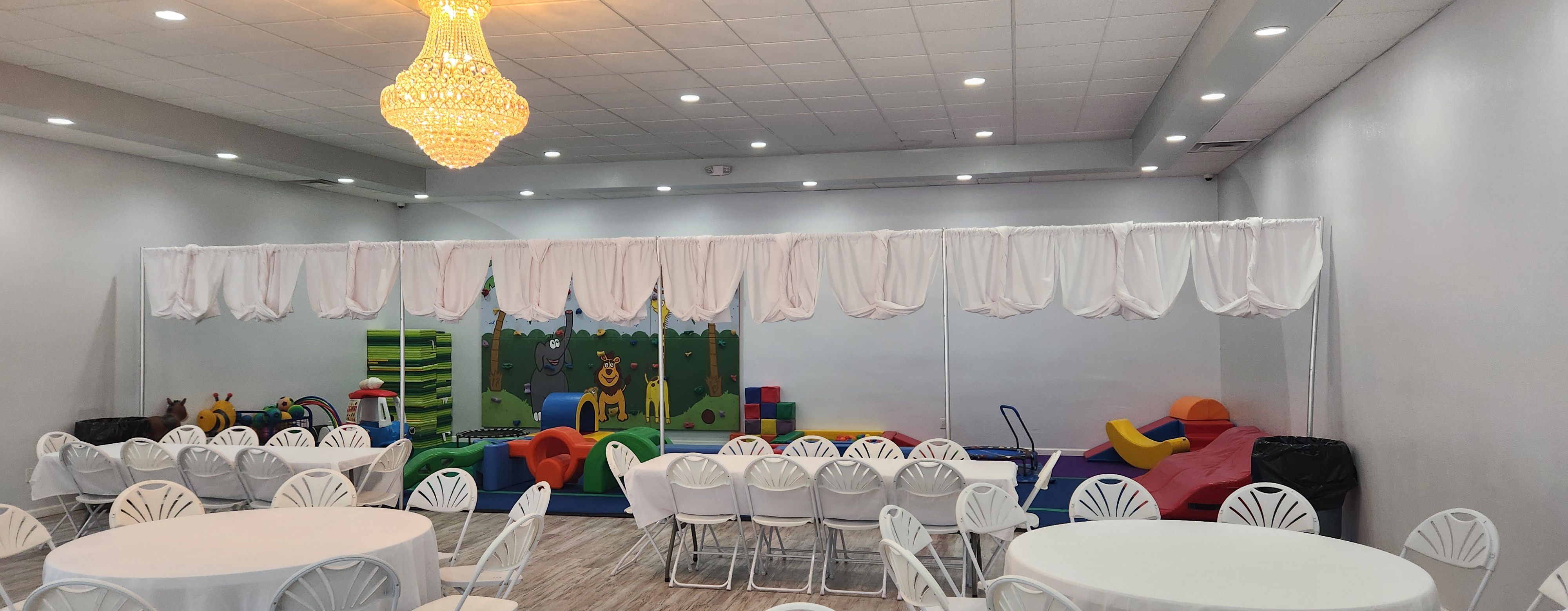 Event Palace celebration - beautiful venue setup